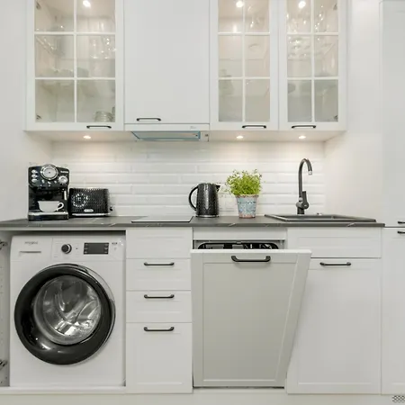 Apartment Prestige 113 - Tuz Przy Plazy, Z Widokiem Na Morze, Parkingiem I Wifi W Cenie Pobytu - Easy-rent