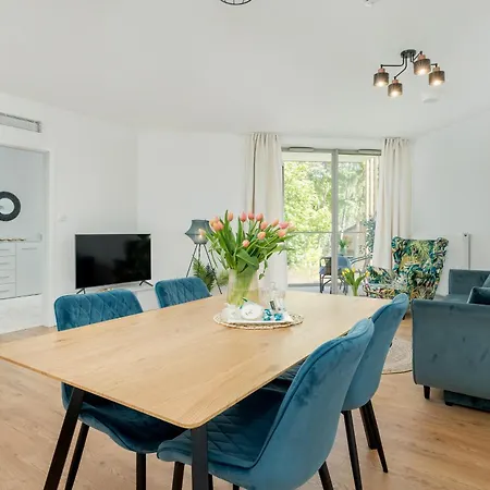 Apartment Prestige 113 - Tuz Przy Plazy, Z Widokiem Na Morze, Parkingiem I Wifi W Cenie Pobytu - Easy-rent *